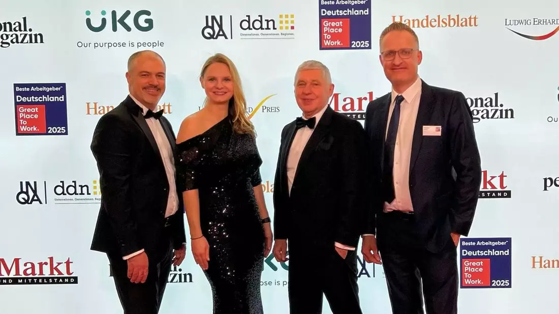 DIS AG feiert 20 Jahre als Top-Arbeitgeber / Erneut Great Place to Work Auszeichnung erhalten - Bild: presseportal.de