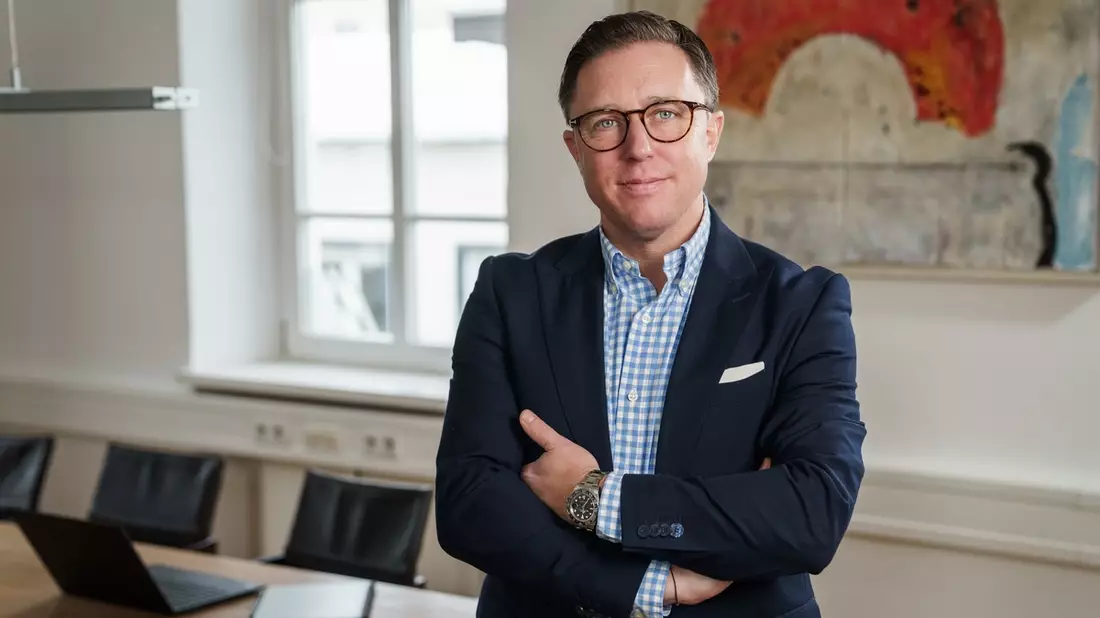 Korbinian Faltner von der Faltner Finanzberatung: Wie Finanzberater und Steuerberater gemeinsam das Beste für Spitzenverdiener herausholen - Bild: presseportal.de