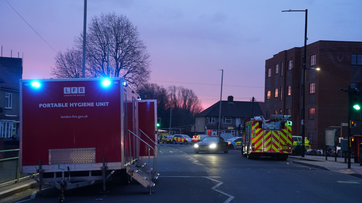 Der Flughafen Heathrow wurde wegen eines Stromausfalls bis Mitternacht geschlossen. - Foto: James Weech/PA Wire/dpa