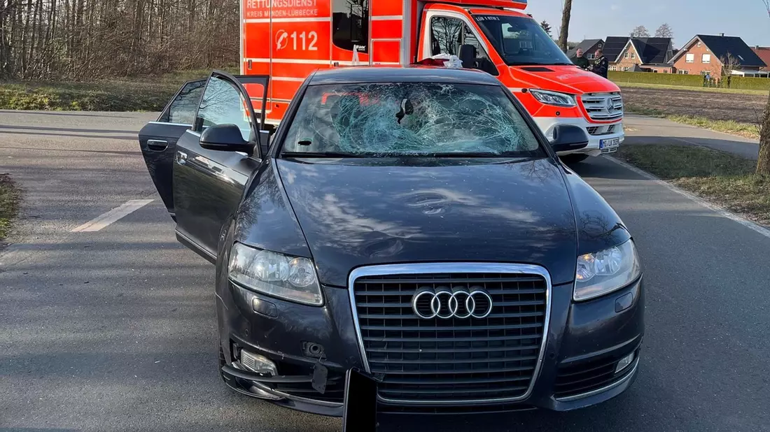POL-MI: Radfahrerin zieht sich bei Unfall schwer Verletzungen zu - Bild: presseportal.de