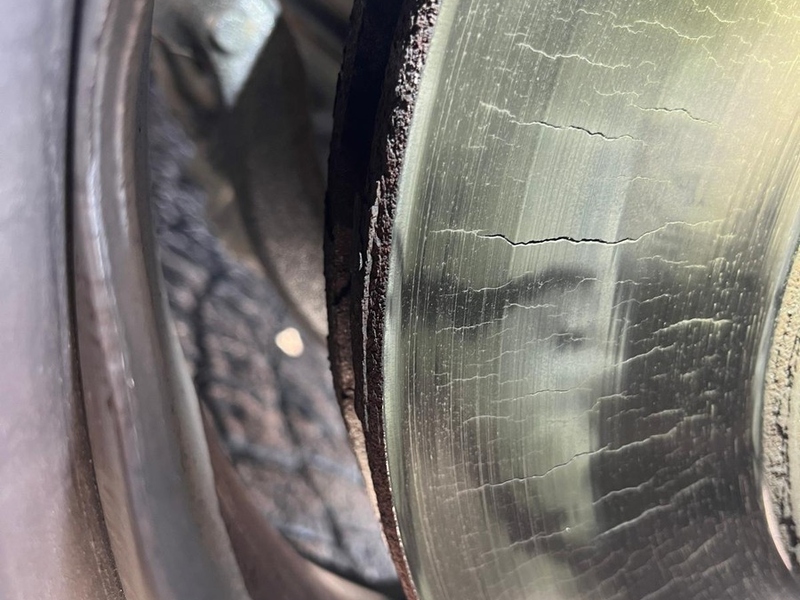 POL-OLD: Regionale Kontrollgruppe überprüft Güterverkehr auf der A1 bei Wildeshausen +++ Mängel bei Reifen und Bremsanlagen festgestellt +++ - Foto: presseportal.de