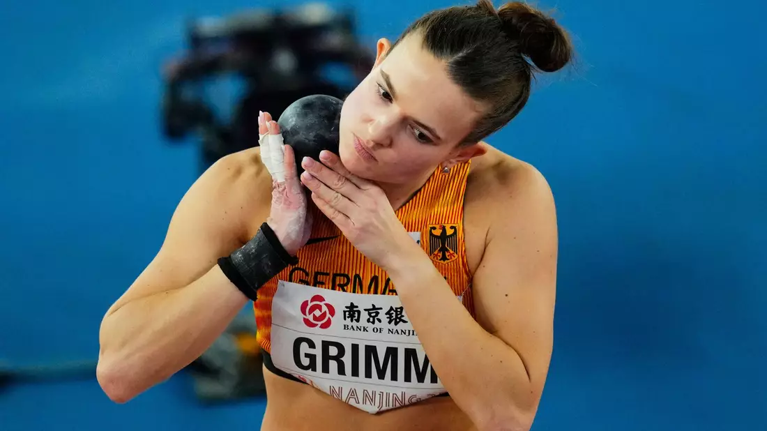 Vanessa Grimm belegt im Fünfkampf Platz vier. - Bild: Dar Yasin/AP/dpa
