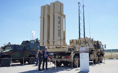 Die Ukraine dankt fĂŒr die neue MilitĂ€rhilfe Deutschlands in Milliardenhöhe. (Archivbild) - Foto: Jörg Carstensen/dpa Die Ukraine dankt fĂŒr die neue MilitĂ€rhilfe Deutschlands in Milliardenhöhe. (Archivbild) - Foto: Jörg Carstensen/dpa