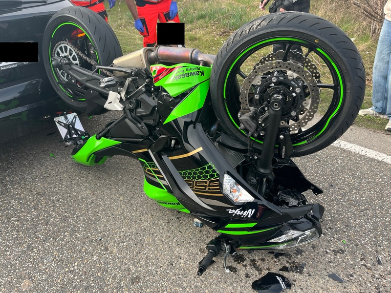 POL-PDLD: Landau - Mit Motorrad überschlagen - Foto: presseportal.de