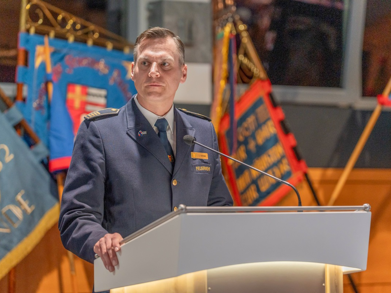 FW Paderborn: Jahreshauptversammlung der Feuerwehr Paderborn in der Mehrzweckhalle Dahl - Foto: presseportal.de