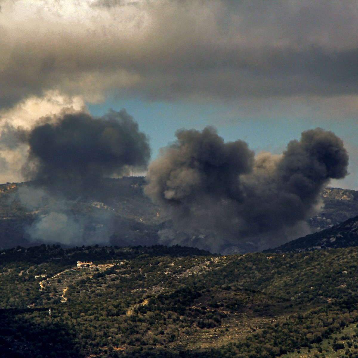 Im Grenzgebiet zwischen Israel und dem Libanon kam es nach Monaten wieder zu Beschuss.   - Foto: STR/dpa