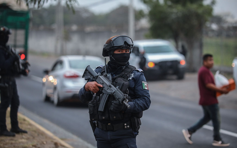 Auch die bei Urlaubern beliebte Riviera Maya gerät zunehmend ins Visier der Drogenkartelle. (Illustration) - Foto: Felix Marquez/dpa