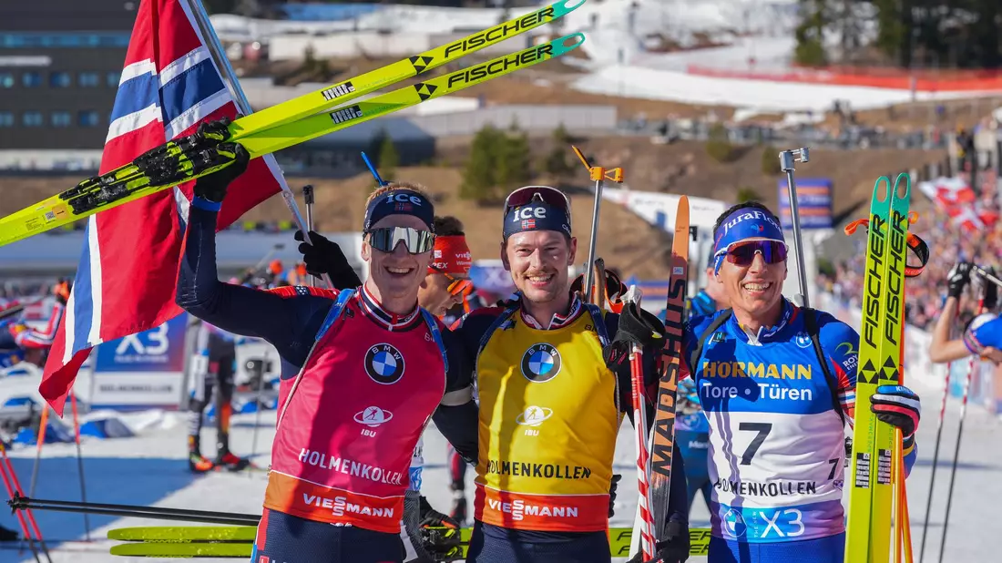 Sturla Holm Laegreid gewinnt und sichert sich den Gesamtweltcup. - Bild: Terje Pedersen/NTB/AP/dpa