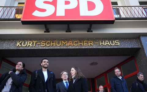 Die SPD will in Hamburg mit den Grünen über eine Koalition verhandeln (Archivbild). - Foto: Marcus Brandt/dpa