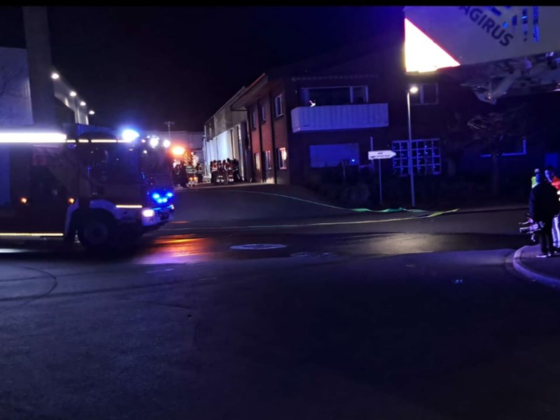 FW-EN: Wetter - ehrenamtliche Einsatzkräfte während der Jahresdienstbesprechung zweimal im Einsatz - Foto: presseportal.de