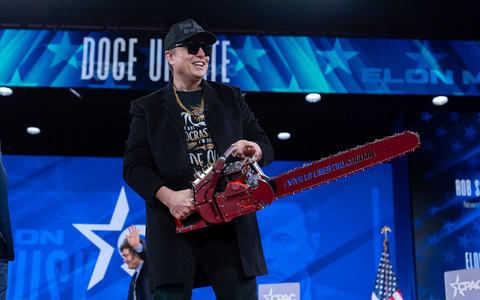 Musk will wieder mehr Tesla-Chef sein. (Archivbild) - Foto: Jose Luis Magana/AP/dpa