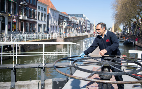 In Utrecht in den Niederlanden gibt es eine Schleuse mit virtueller Türklingel für Fische.  - Foto: Robert Oosterbroek/Stadt Utrecht /dpa