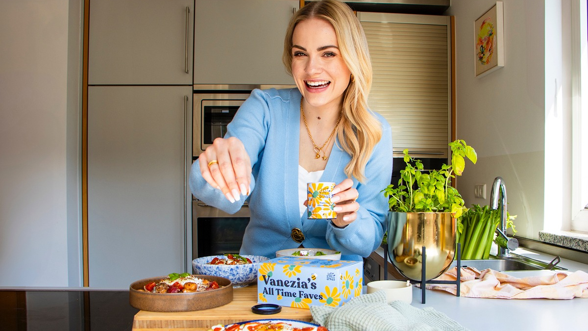 Just Spices und Vanezia Blum bringen ihre zweite Co-Creation auf den Markt - Foto: presseportal.de