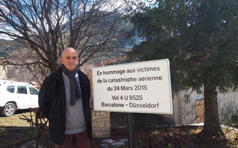 Der damalige Bürgermeister Bartolini kann den Absturz nicht vergessen. (Archivbild) - Foto: Christian Böhmer/dpa Der damalige Bürgermeister Bartolini kann den Absturz nicht vergessen. (Archivbild) - Foto: Christian Böhmer/dpa