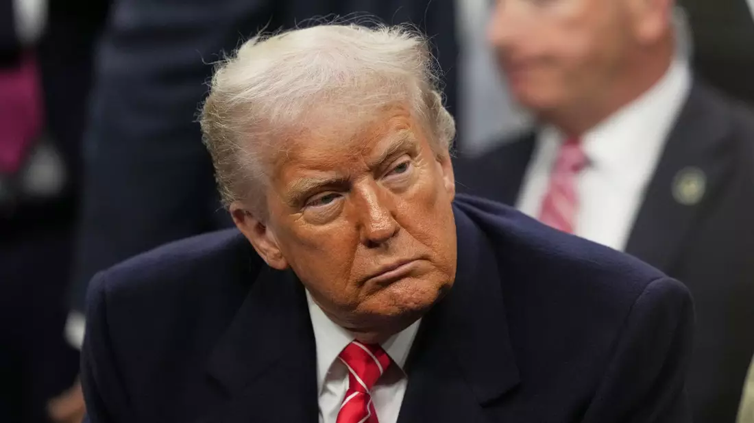 Will ein Bild im Kapitol von Colorado abhängen lassen: US-Präsident Donald Trump. - Bild: Matt Rourke/AP/dpa