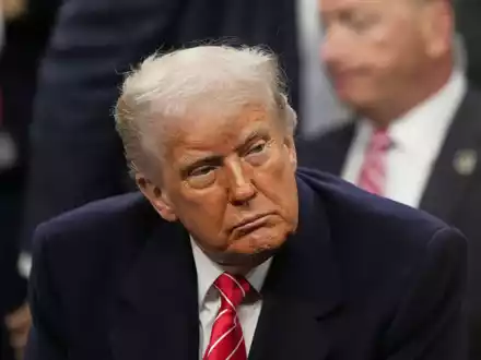Will ein Bild im Kapitol von Colorado abhängen lassen: US-Präsident Donald Trump. - Foto: Matt Rourke/AP/dpa