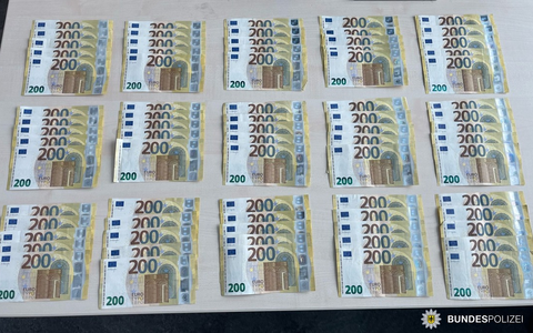 Bundespolizeidirektion München: 15.000 Euro im ICE gefunden / Ehrliche Finderin informiert Bundespolizei - Foto: presseportal.de