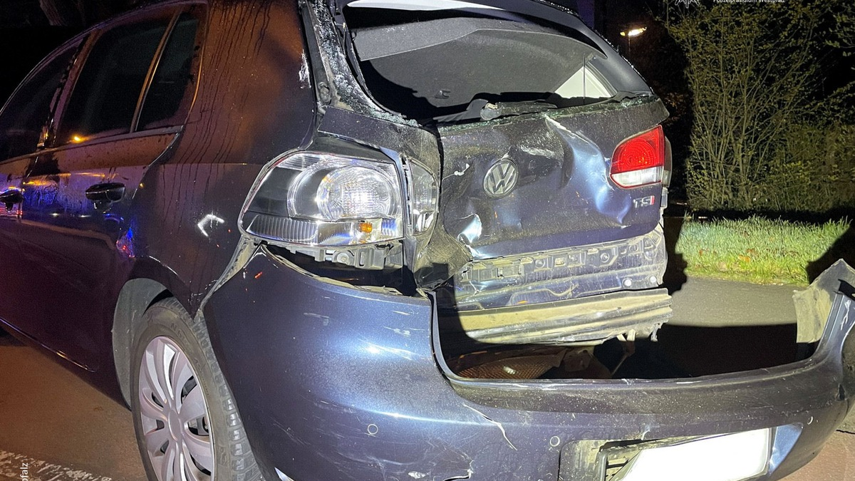 POL-PPWP: Griff nach Flasche führt zu Unfall - Foto: presseportal.de