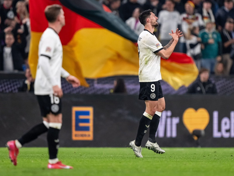 EDEKA und der DFB gehen gemeinsam in die Zukunft: EDEKA wird Ernährungspartner der Männer-Fußball-Nationalmannschaft - Foto: presseportal.de