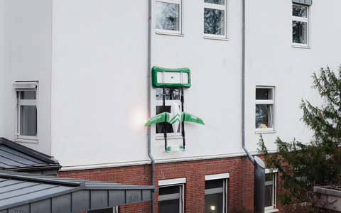 Deutschlandpremiere: Asklepios startet ersten Drohnen-Linienflugbetrieb fĂŒr Laborproben - Foto: presseportal.de Deutschlandpremiere: Asklepios startet ersten Drohnen-Linienflugbetrieb fĂŒr Laborproben - Foto: presseportal.de