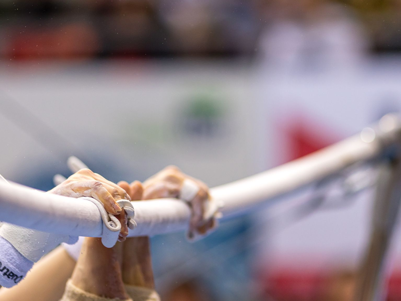 Im Zusammenhang mit den mutmaßlichen Missständen im Turnsport wurden mehrere Objekte durchsucht. - Foto: Frank Hammerschmidt/dpa