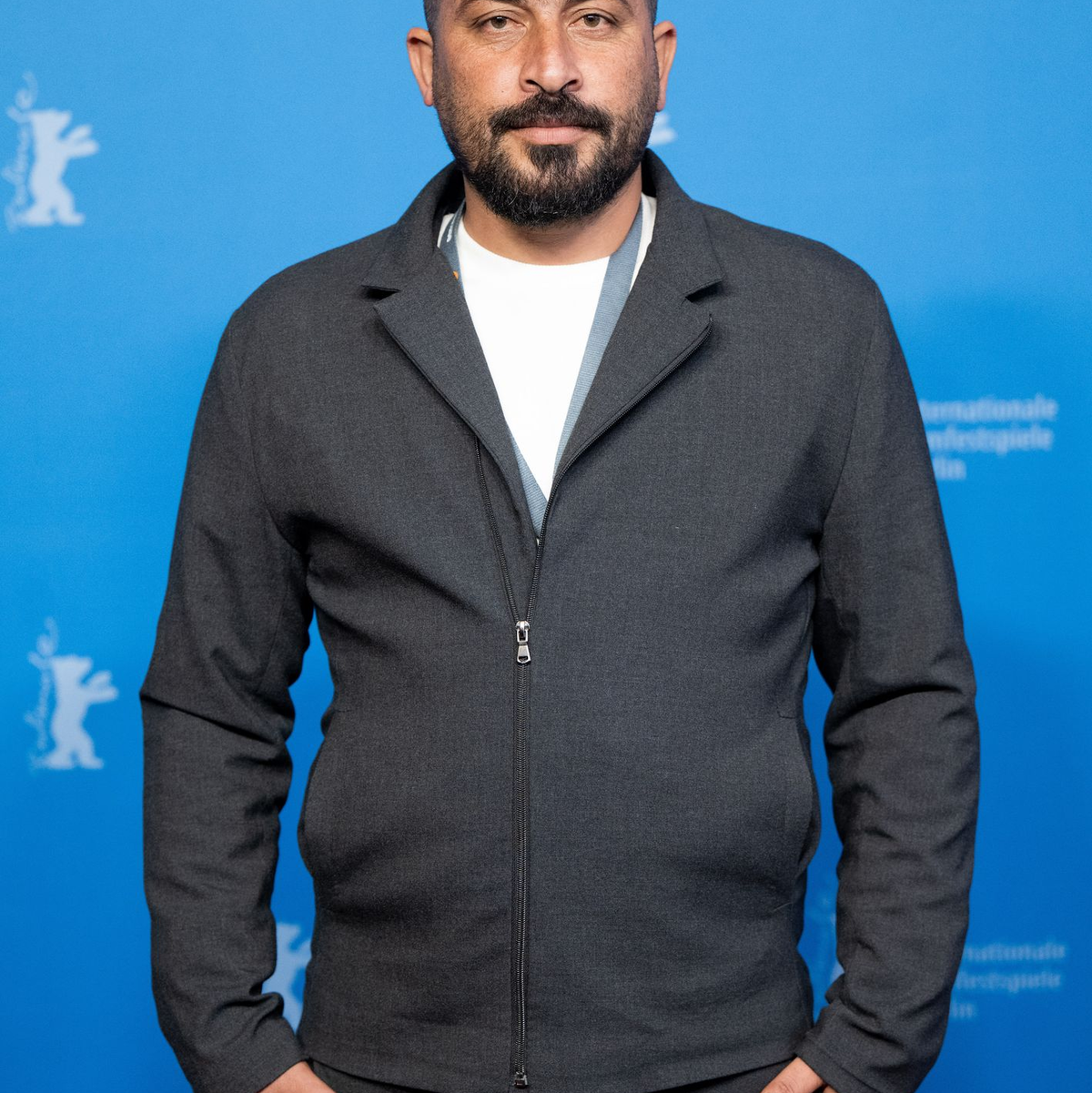 Der palästinensische Filmemacher Hamdan Ballal wurde Berichten zufolge im besetzten Westjordanland von jüdischen Siedlern angegriffen und vom israelischen Militär festgenommen. (Archivbild) - Foto: Monika Skolimowska/dpa