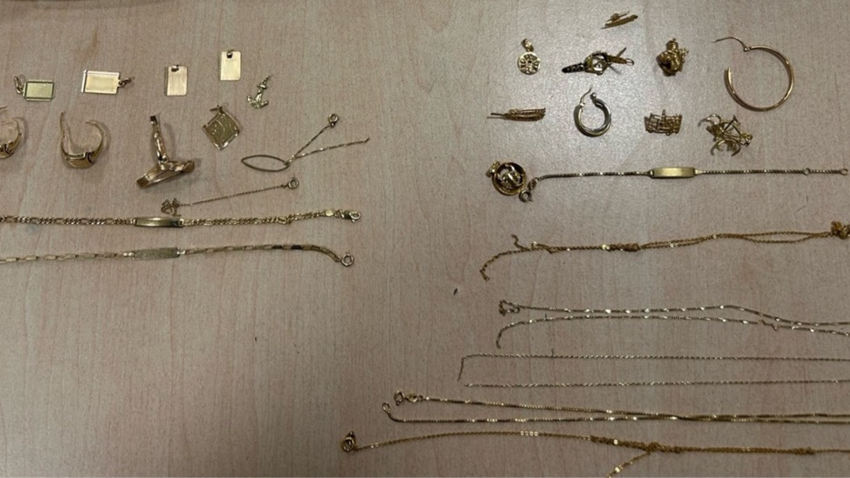 HZA-LÖ: Einfuhr von Goldschmuck und Luxusschuhen verschwiegen / Zoll leitet Steuerstrafverfahren ein - Foto: presseportal.de