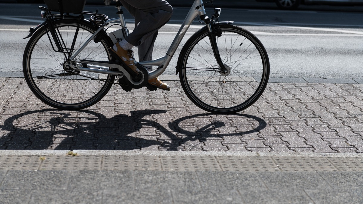 LKA-RP: Pedelecs sorgen für mehr Mobilität im Alter - aber auch für Gefahren: Das LKA Rheinland-Pfalz gibt Tipps - Foto: presseportal.de