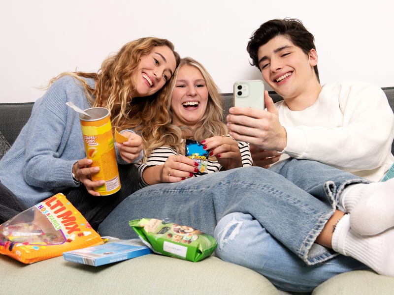 Trennen - aber gechillt! / Recyclingtipps: Gebrauchte Snackverpackungen richtig trennen - Foto: presseportal.de