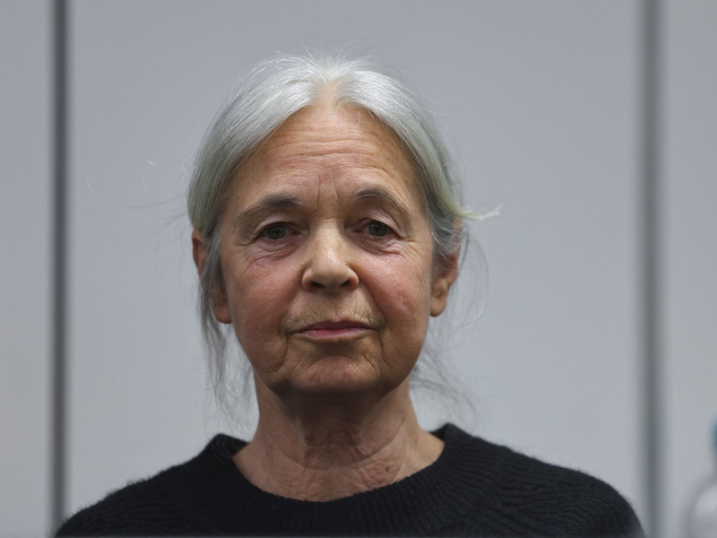 Daniela Klette ist unter anderem wegen versuchten Mordes angeklagt.  - Foto: Wolfgang Rattay/Reuters/Pool/dpa