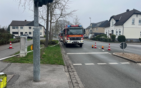 FW Dinslaken: Gasgeruch und ausgelöste Brandmeldeanlage in der Dinslakener Innenstadt. - Foto: presseportal.de