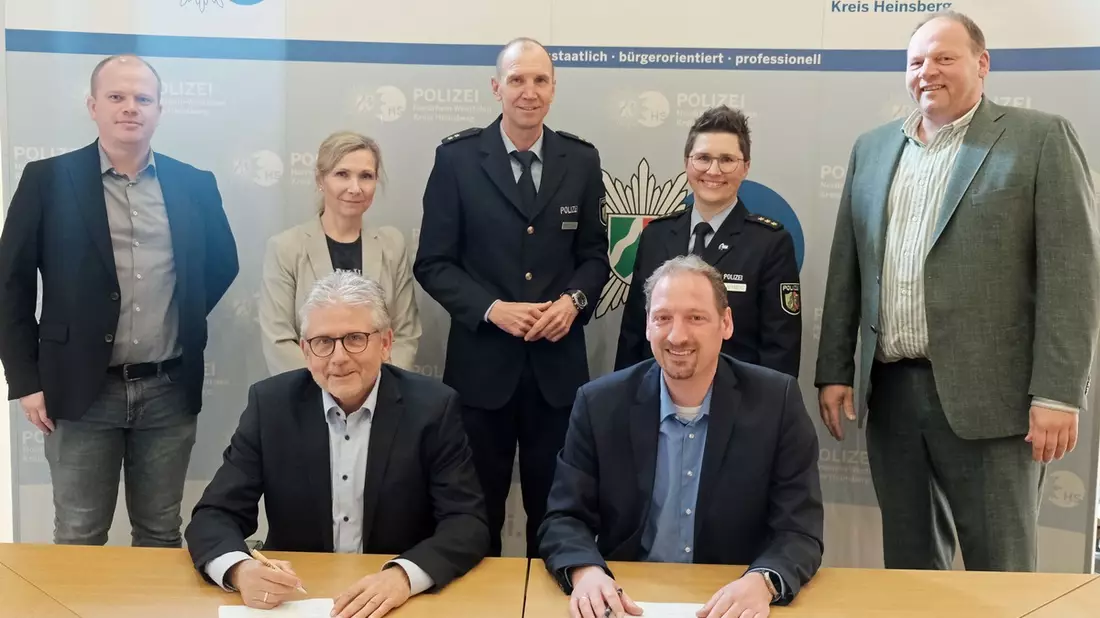 POL-HS: Neue Polizeiwache im Herzen der Stadt Hückelhoven/ Mietvertrag unterzeichnet - Bild: presseportal.de