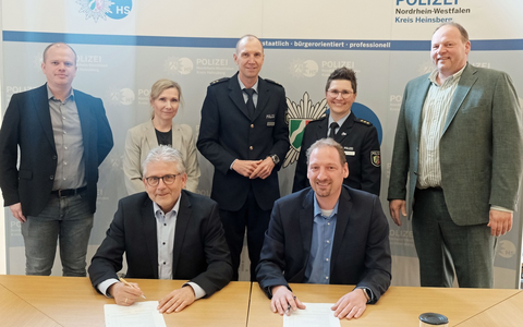 POL-HS: Neue Polizeiwache im Herzen der Stadt Hückelhoven/ Mietvertrag unterzeichnet - Foto: presseportal.de POL-HS: Neue Polizeiwache im Herzen der Stadt Hückelhoven/ Mietvertrag unterzeichnet - Foto: presseportal.de