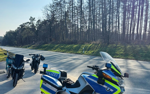 POL-HK: Heidekreis: Mit dem Motorrad auf Streife; Soltau: Saat- und Düngemittel entwendet - Foto: presseportal.de