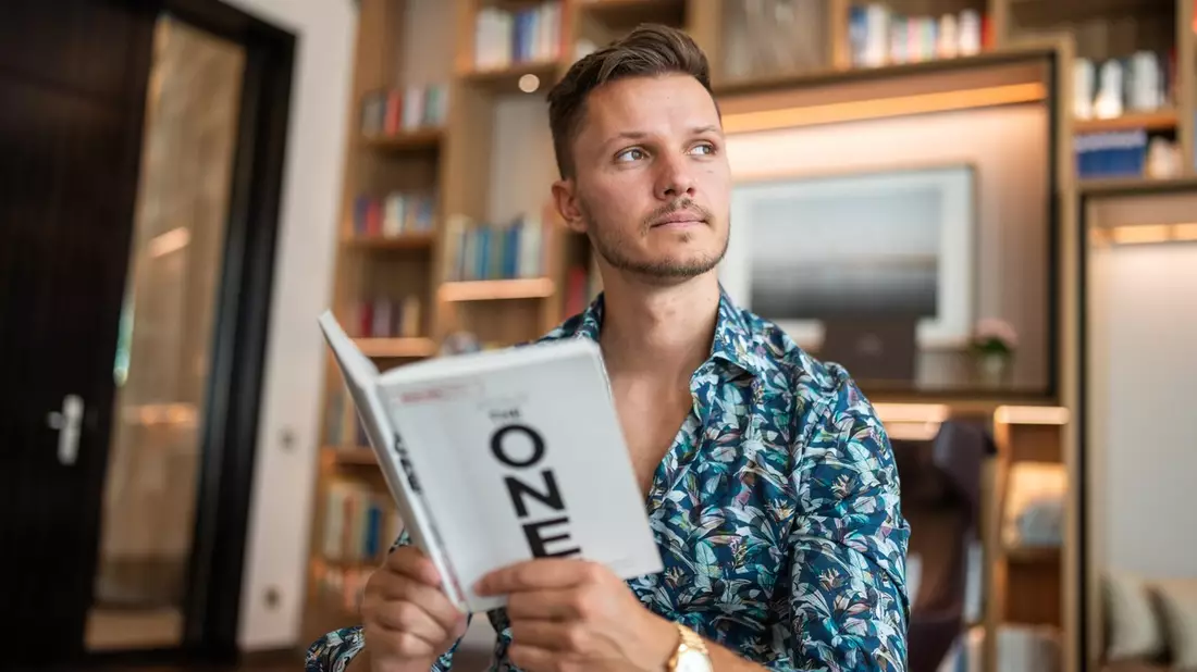 Vom Pizzalieferanten zum Unternehmer – So gelang es Mik Dietrichs, sein eigenes Dropshipping- und Coaching-Business aufzubauen - Bild: presseportal.de