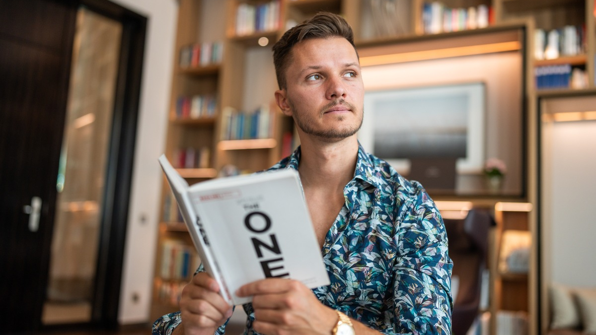 Vom Pizzalieferanten zum Unternehmer – So gelang es Mik Dietrichs, sein eigenes Dropshipping- und Coaching-Business aufzubauen - Foto: presseportal.de