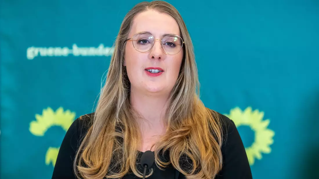 Grünen-Fraktionschefin Katharina Dröge warnt vor Rückschritten. - Bild: Michael Kappeler/dpa