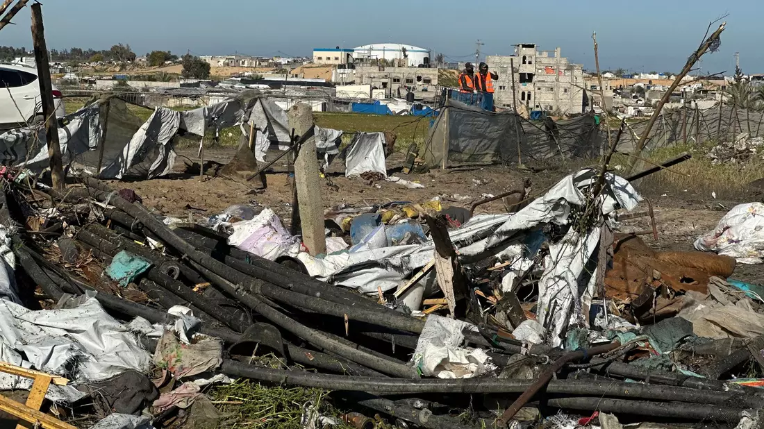 Zerstörungen nach Luftangriff in Chan Junis.  - Bild: Doaa El-Baz/APA Images via ZUMA Press Wire/dpa