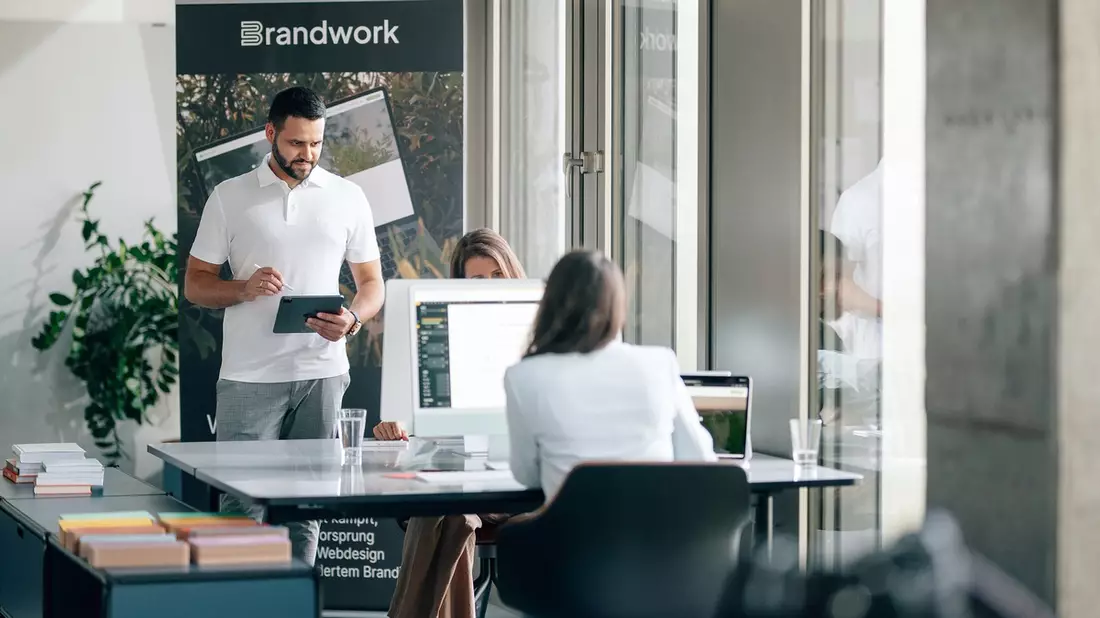 IT- und Marketing-Experte Artur Gilbert von der Brandwork Branding & Marketing GmbH enthüllt: So schaffen es Mittelständler an die Branchenspitze - Bild: presseportal.de