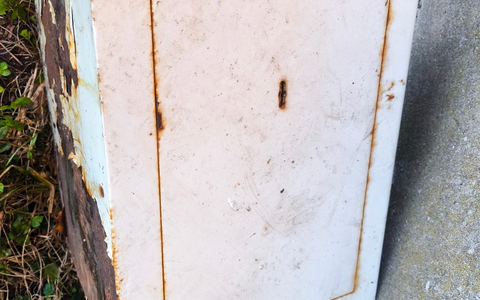 POL-CUX: Älterer Tresor in Otterndorf aufgefunden - Eigentümer/in gesucht (Foto im Anhang) - Foto: presseportal.de POL-CUX: Älterer Tresor in Otterndorf aufgefunden - Eigentümer/in gesucht (Foto im Anhang) - Foto: presseportal.de