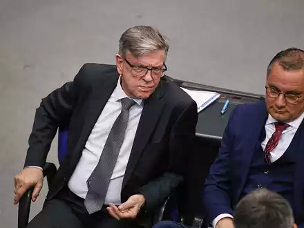 AfD-Bundestagsvizekanddiat Gerold Otten und Tino Chrupalla am 25.03.2025 - Foto: über dts Nachrichtenagentur
