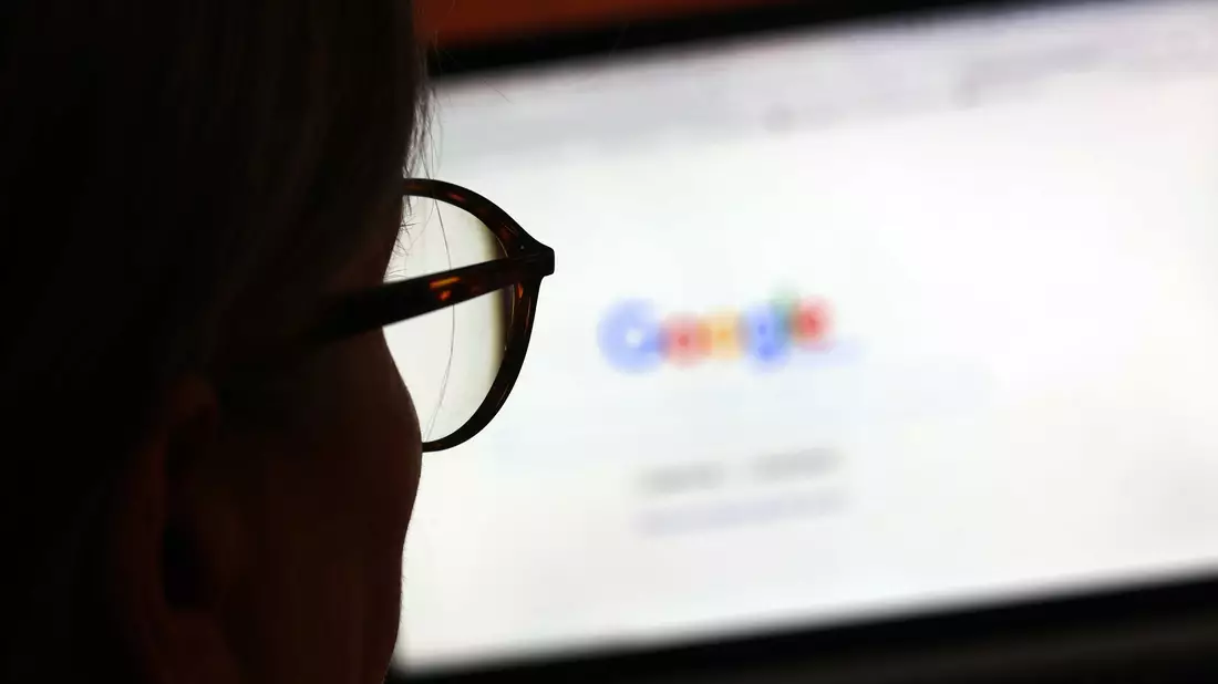 Die Google-Suche wird künftig bei bestimmten Anfragen eine «Übersicht mit KI» als Antwort liefern. (Archivbild) - Bild: Karl-Josef Hildenbrand/dpa/dpa-tmn