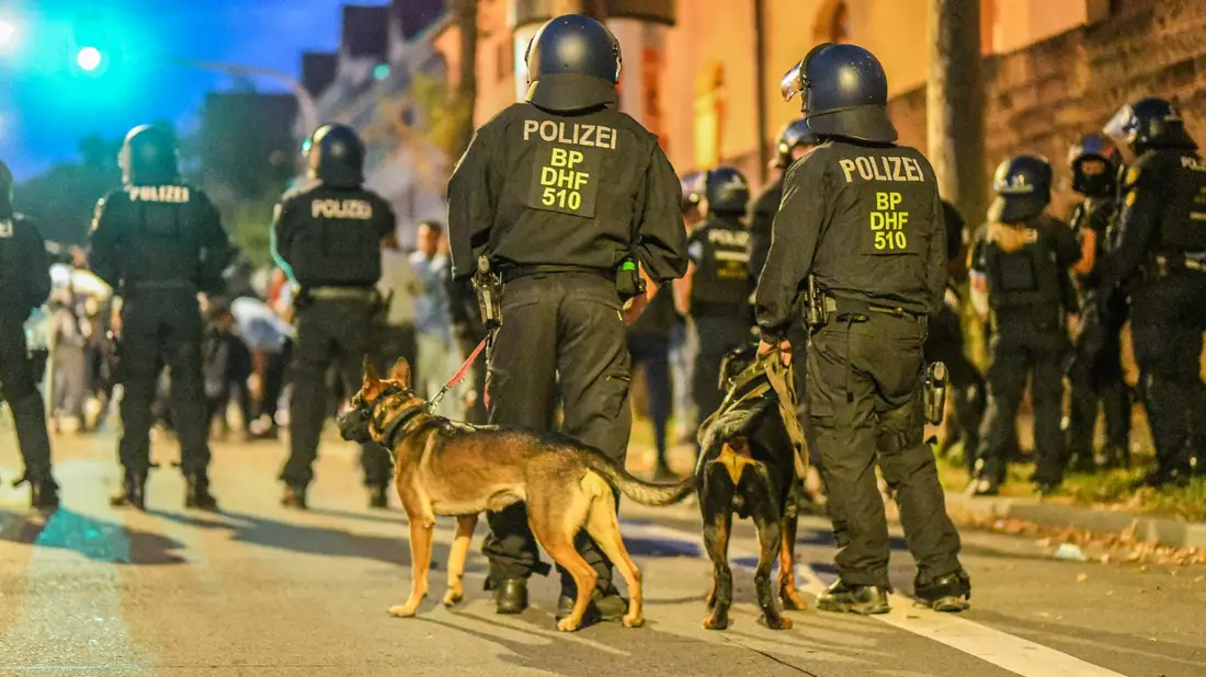 Die gewaltsamen Proteste richteten sich gegen Veranstaltungen in Zusammenhang mit Eritrea. (Archivbild) - Bild: Jason Tschepljakow/dpa