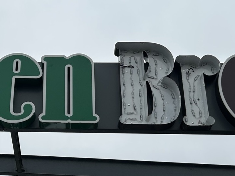 POL-PDWIL: Diebstahl von Buchstaben eines Reklameschildes - Foto: presseportal.de