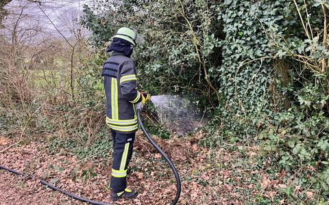 FW-Schermbeck: Bodenfeuer - Foto: presseportal.de