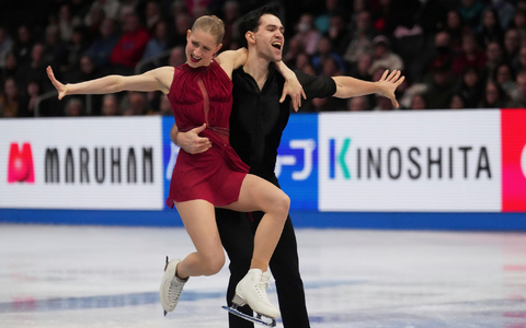Minerva Hase und Nikita Wolodin haben es bei der Eiskunstlauf-WM aufs Treppchen geschafft. - Foto: Charles Krupa/AP/dpa