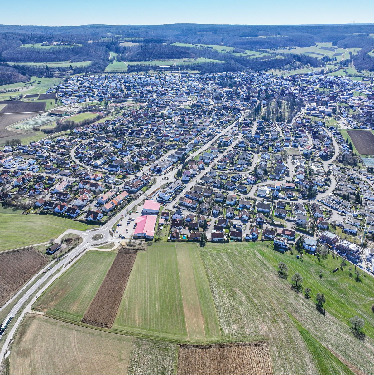 Das Betreiben eines Dönerladens in einem leerstehenden Container in Essingen lehnte der Gemeinderat ab.  - Foto: Jason Tschepljakow/dpa