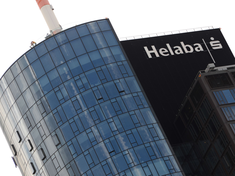 Deutschlands drittgrößte Landesbank mit neuem Höchstwert beim Vorsteuergewinn (Archivbild) - Foto: Arne Dedert/dpa