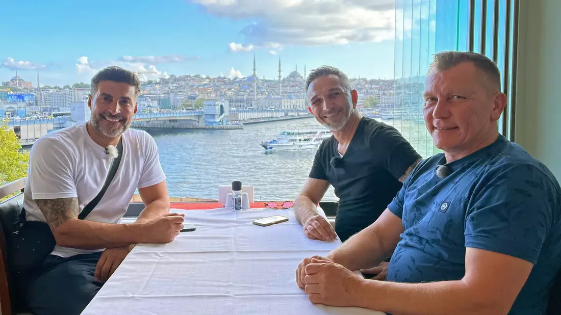 Trödeltrupp on Tour - Schatzjagd durch Europa: Trödel, Duelle und jede Menge Feilscherei in der Türkei - Bild: presseportal.de