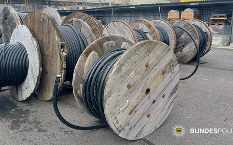 Bundespolizeidirektion München: Buntmetalldiebstahl auf Bahngelände / 50.000 Euro Sachschaden - Foto: presseportal.de